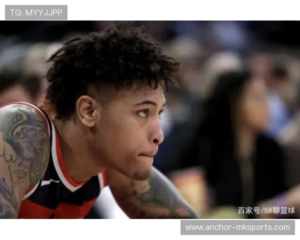 斯宾塞·丁威迪助力湖人后卫线，展现全面实力引领球队前行