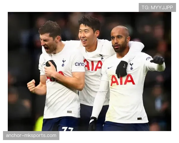 比林球队延续强势表现，英超争冠格局日趋白热化