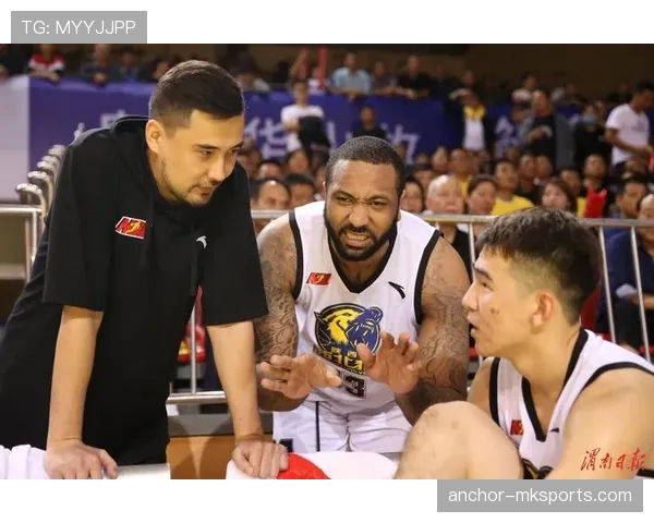 毕巴新赛季首战告捷:快节奏攻防助球队强势开门红 毕巴新赛季首战告捷:快节奏攻防助球队强势开门红